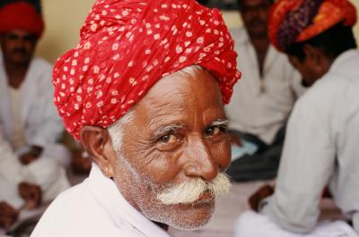 Bhin17210023_Man.jpg