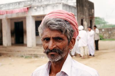 Bhin1721002_Man.jpg