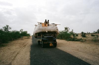 Gurha17280001_Truck.jpg