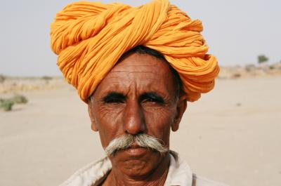 Khuri17290021_Man+Turban.jpg