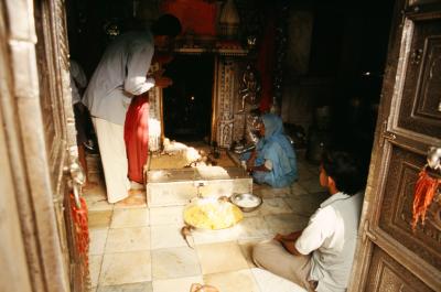 Desh17140010_RatTemple.jpg