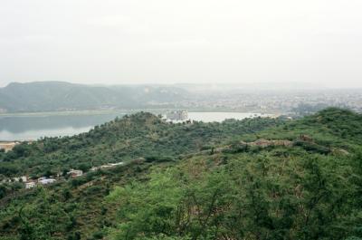 Jaipur17140027_Lake+Town.jp