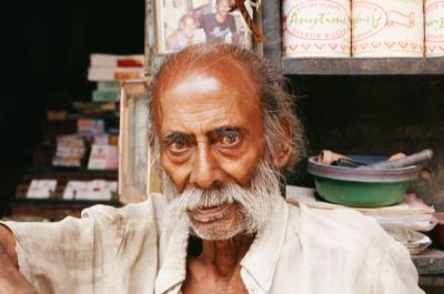 Push17360016_Man+Shop.jpg