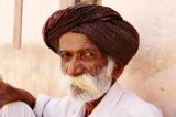 W05_Bhujodi17190031_OldMan.jpg