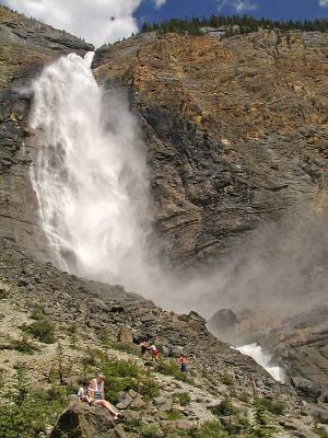 Takakkaw Falls