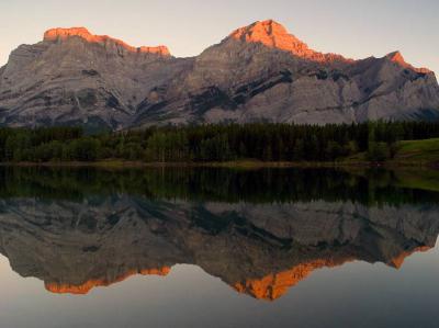 Sunrise on Mount Kidd