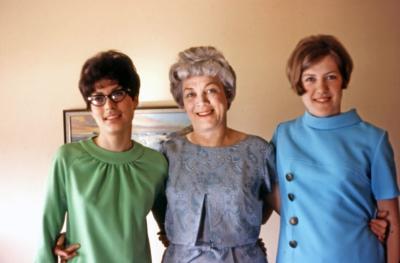 1967 Faye, Mother and Jeannie