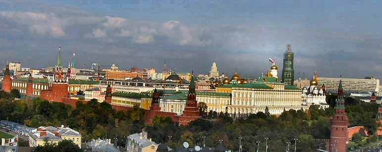 The Kremlin compound from Saviour church.JPG