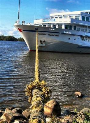 anchorage in calm water2.JPG
