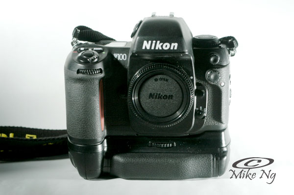 Nikon F100 w/ MB15