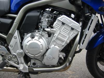 Yamaha FZ1000
