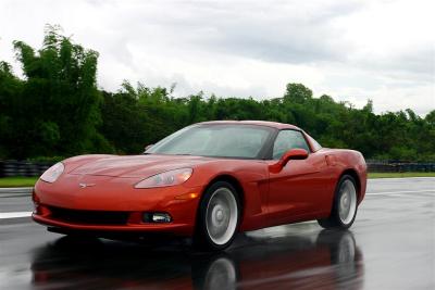 The C6 is 5 inches shorter than a 911 and the car it replaces