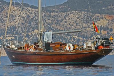 IBIZA . ENCORE UN TRES BEAU BATEAU
