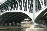UN PONT SUR LA SAONE