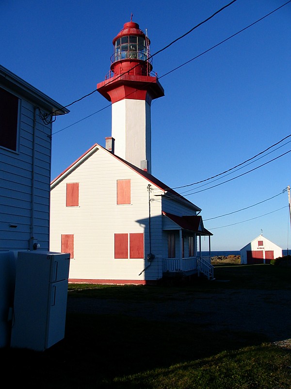 le phare de Mtis