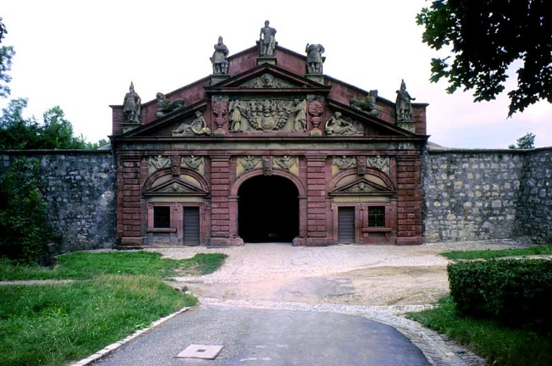 la porte rouge de la forteresse , Wrzburg