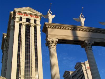 v3/83/550183/3/46396069.extravagantelasvegas20.jpg