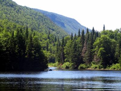 v3/83/550183/3/46859525.rivireMalbaie.jpg