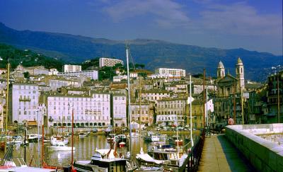 v3/83/550183/3/48273117.PortdeBastia.jpg