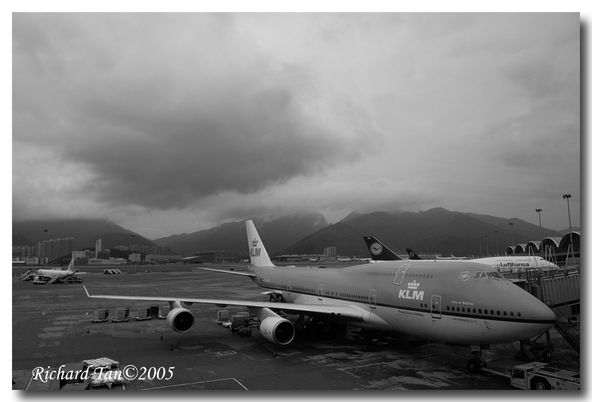 Hong Kong Airport 02.jpg