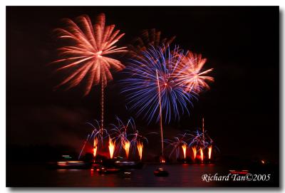 v3/83/66483/3/47304985.PortugalFireworks067.jpg