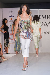 ECDA7430-01.jpg