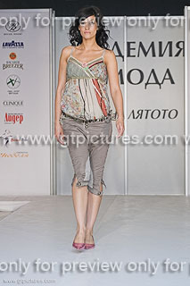 ECDA7623-01.jpg