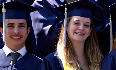 P6231662_anna_grad_4wm.jpg