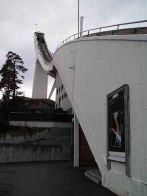 v3/84/478984/3/47679256.SkiJump_oslo2.jpg