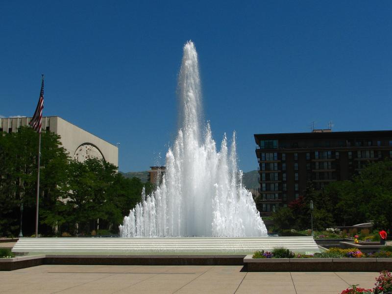 Fountain on Temple Square