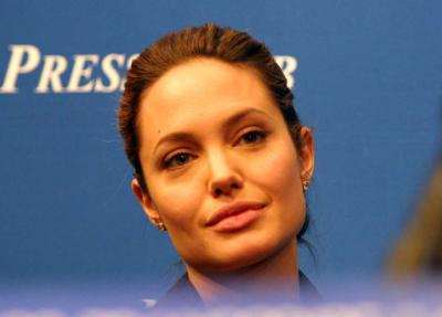 Angelina Jolie_3