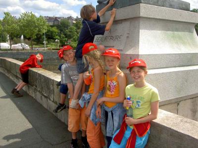 v3/85/422485/3/44128888.NieuwemapBezoekscholenaanCh02.jpg
