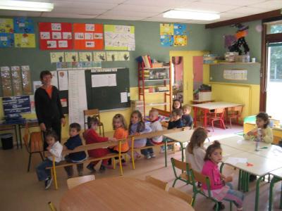 v3/85/422485/3/44470954.Pieter28.jpg