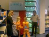 Burgemeester Witteman opent met 2 kinderen de Franse hoek