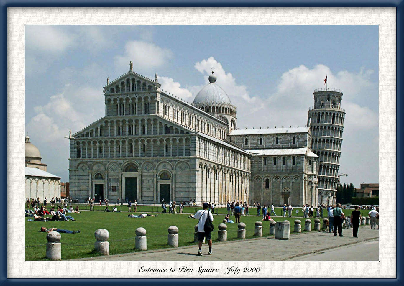 Entrance to Pisa Square