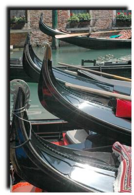 gondolas_parking_8472