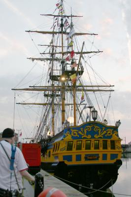 boat2.jpg