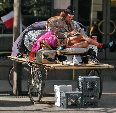 01 14 04 Homeless in Austin, olyuz,noiseware