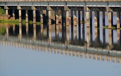 10 18 05  Bridge Reflections, olyuz.jpg