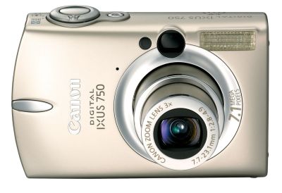 ixus750 front.jpg