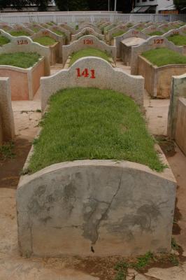 no names on tombstones