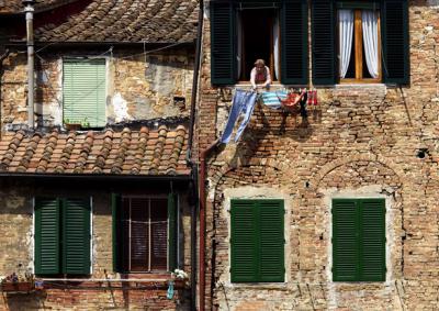 doing laundry in Siena