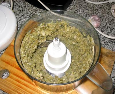 Hacer una pasta de alcachofas