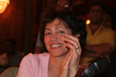 Mimi dans une soire...