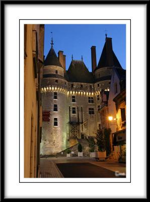 Langeais, floodlights