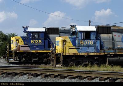 CSX 6076 and 6135