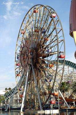 Paradise Pier wheel