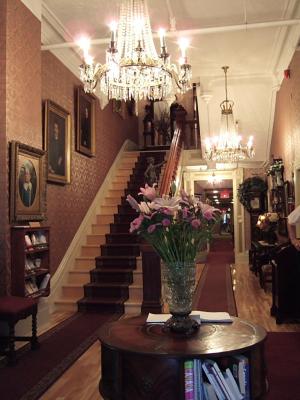 Waverley Inn lobby