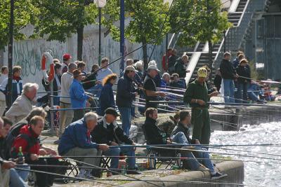 August 27: Anglers en masse