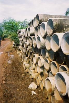 F1000006_pipes.jpg